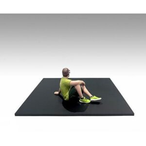 "Figure24 Series 1" Figure 701 for 1/24 Scale Models by American Diorama