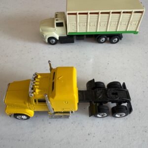 Trucks for your HO layout- (USED)