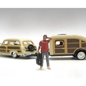 "Campers" Figure 4 for 1/18 Scale Models by American Diorama