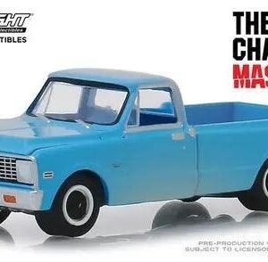The Texas Chainsaw Massacre 1971 Chevrolet® C-10 Pickup Truck 1:64