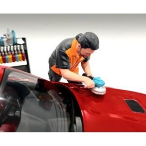 "Detail Masters" Figure 4 (Buff & Wax) for 1/24 Scale Models by American Diorama